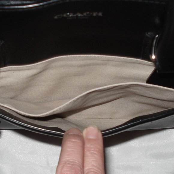 Coach Pinnacle Leather Leighton Frame Carry All 🤩 STUNNING 🤩 SOPHISTICATED 💖 - Picture 11 of 12